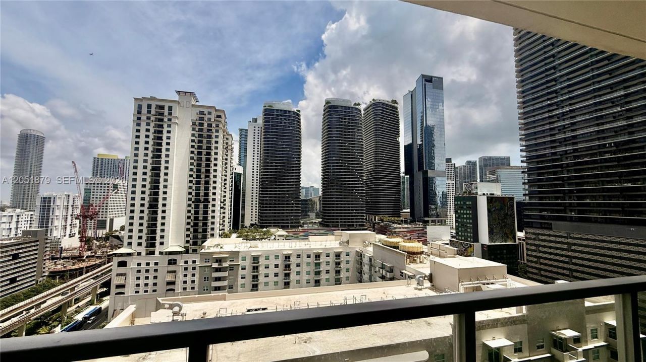 1111 SW 1st Ave , Unit 2223-N, Miami, FL 33130 Photo