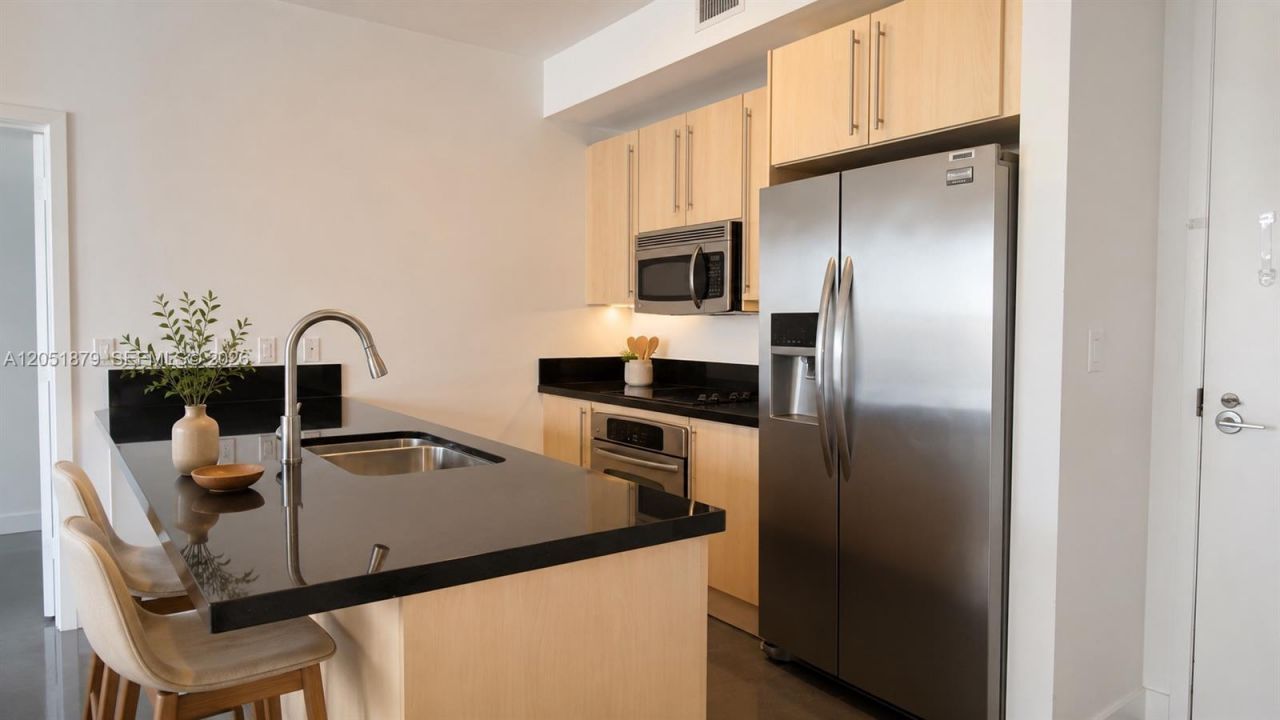 1111 SW 1st Ave , Unit 2223-N, Miami, FL 33130 Photo