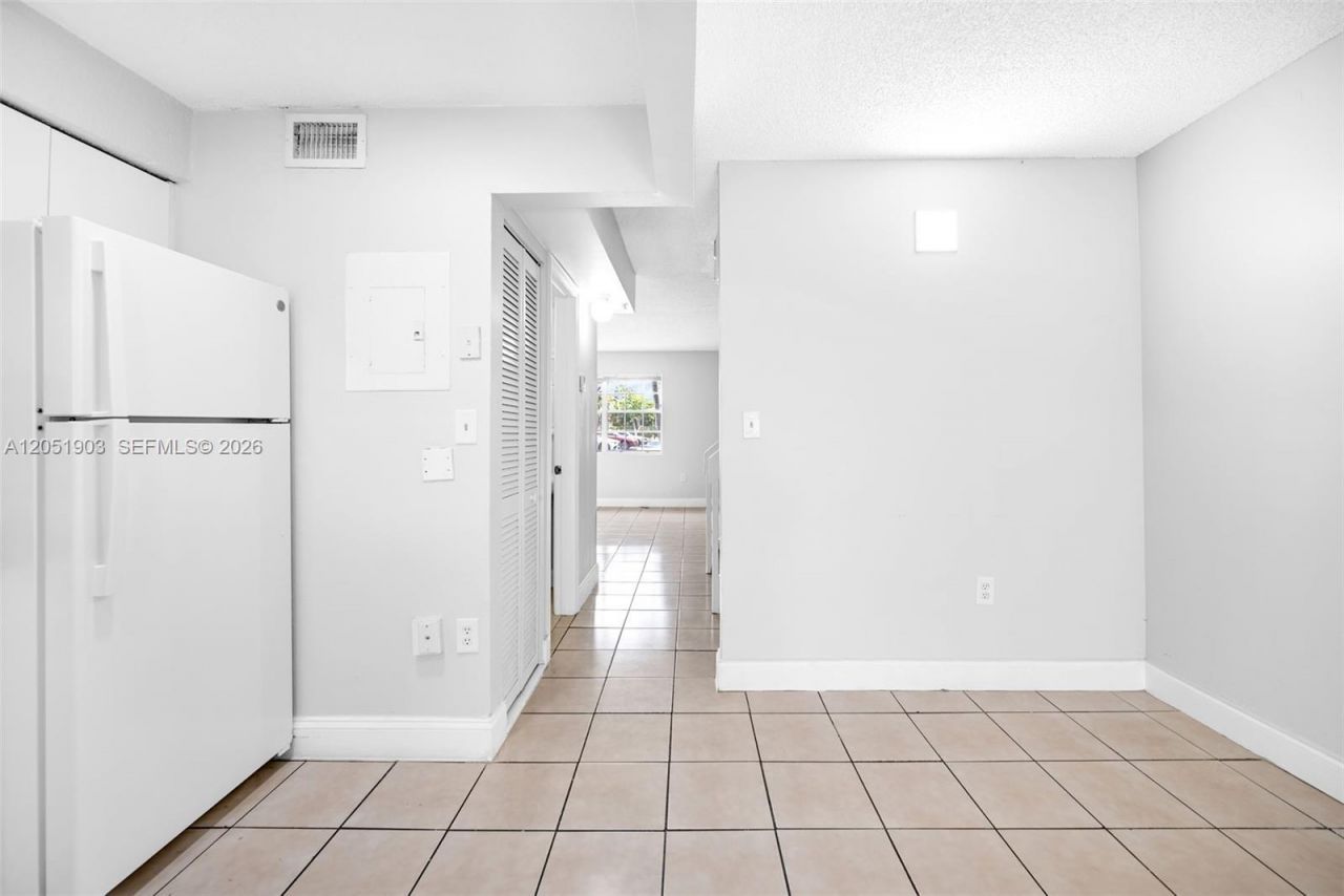 7510 SW 152nd Ave , Unit B107, Miami, FL 33193 Photo