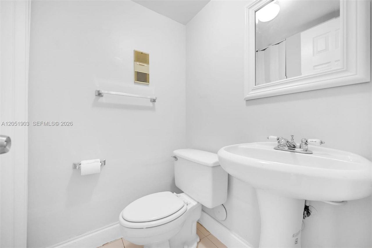 7510 SW 152nd Ave , Unit B107, Miami, FL 33193 Photo