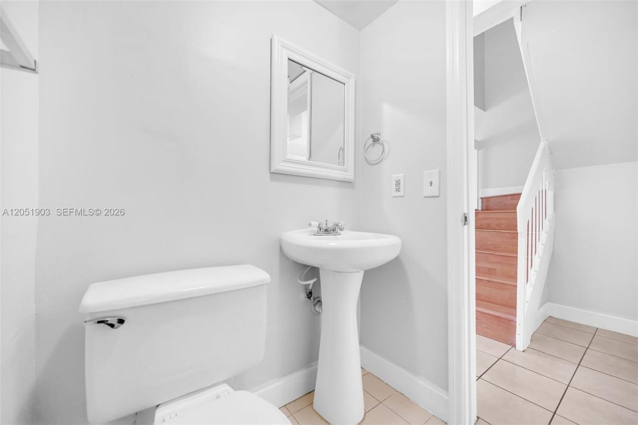 7510 SW 152nd Ave , Unit B107, Miami, FL 33193 Photo