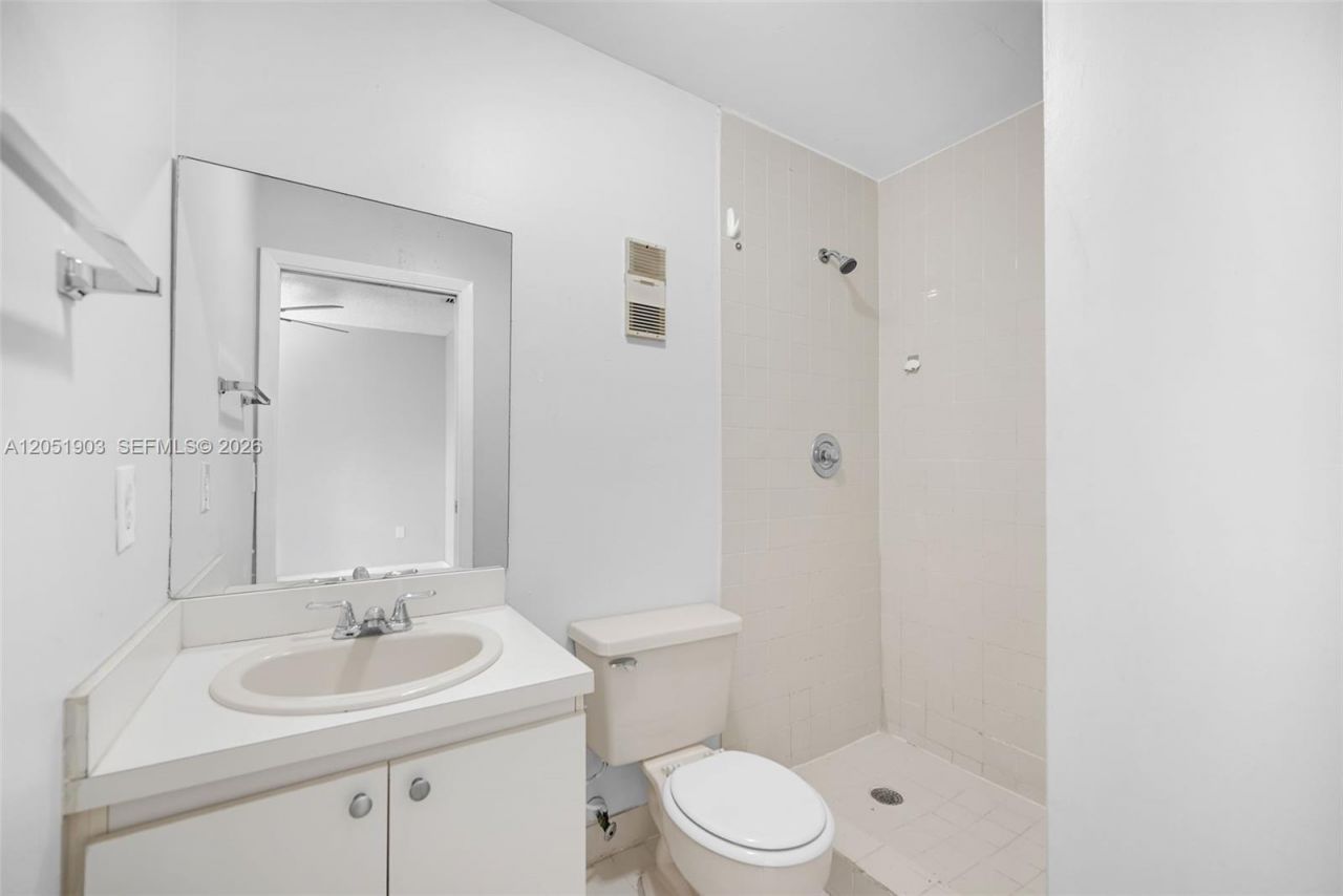 7510 SW 152nd Ave , Unit B107, Miami, FL 33193 Photo
