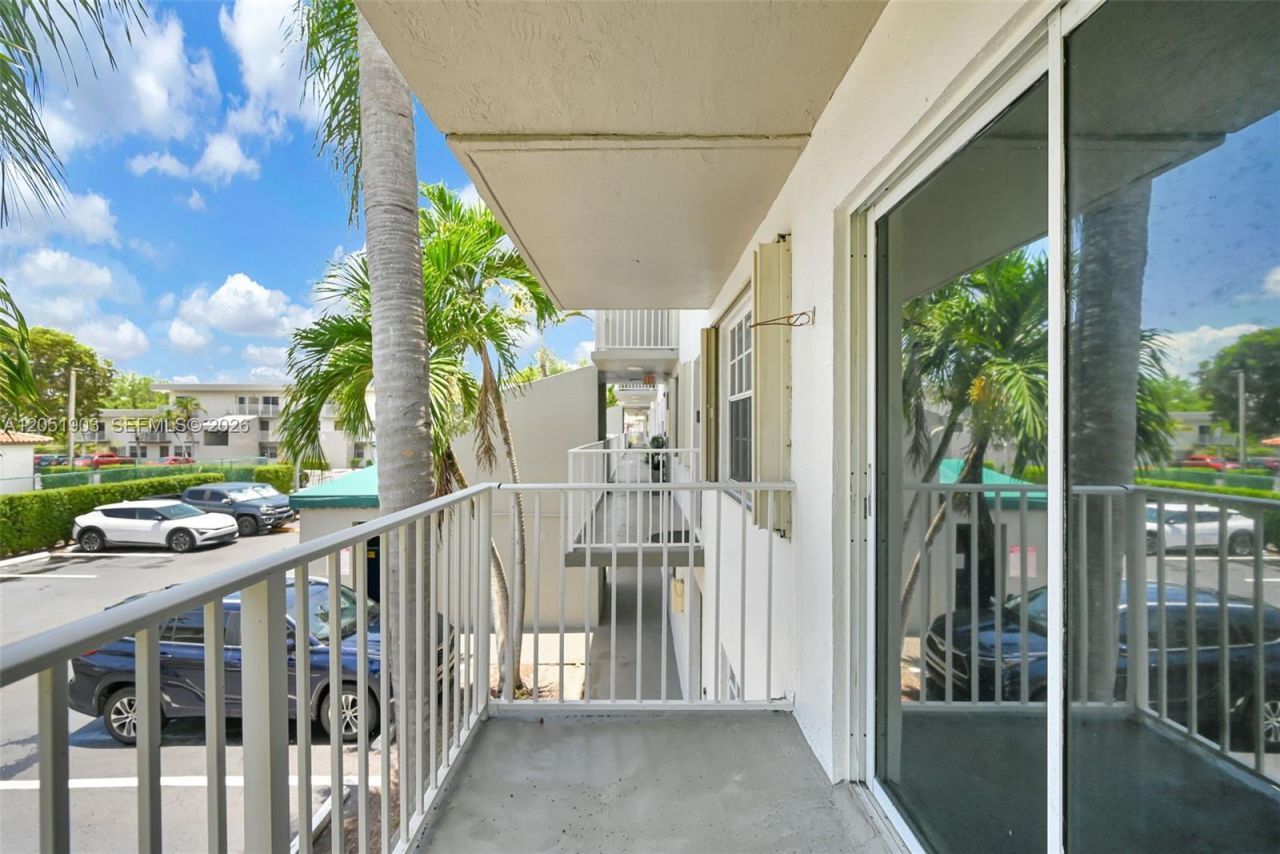 7510 SW 152nd Ave , Unit B107, Miami, FL 33193 Photo
