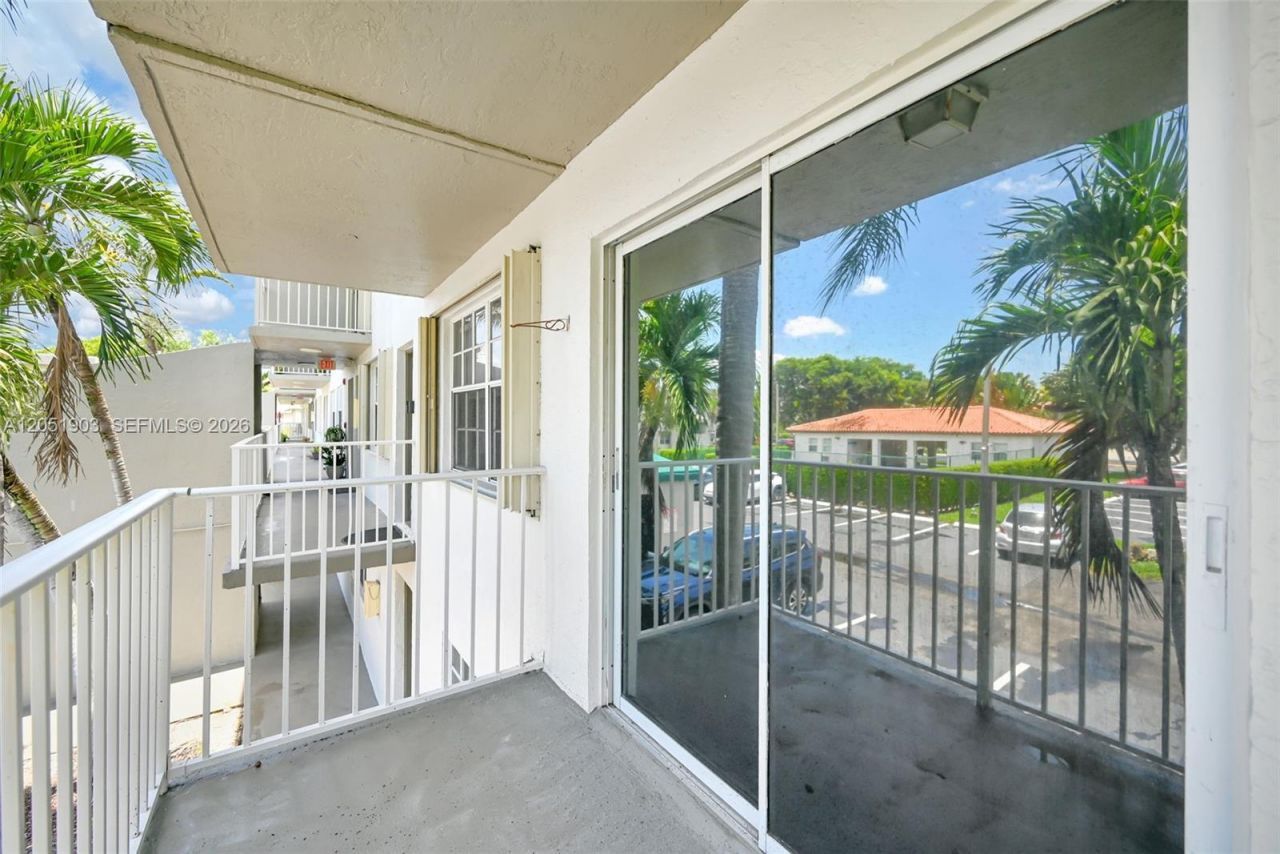 7510 SW 152nd Ave , Unit B107, Miami, FL 33193 Photo