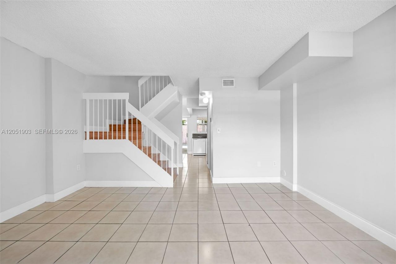 7510 SW 152nd Ave , Unit B107, Miami, FL 33193 Photo