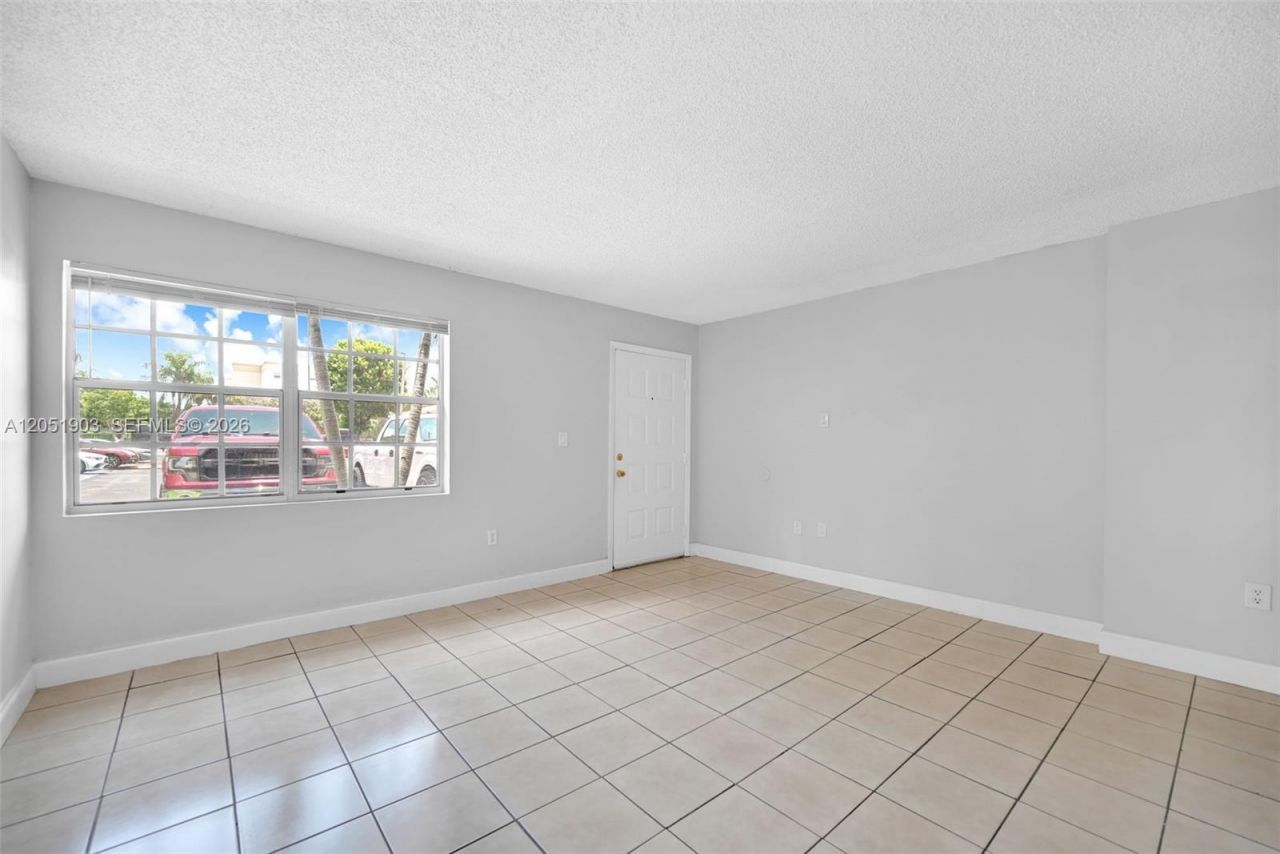 7510 SW 152nd Ave , Unit B107, Miami, FL 33193 Photo