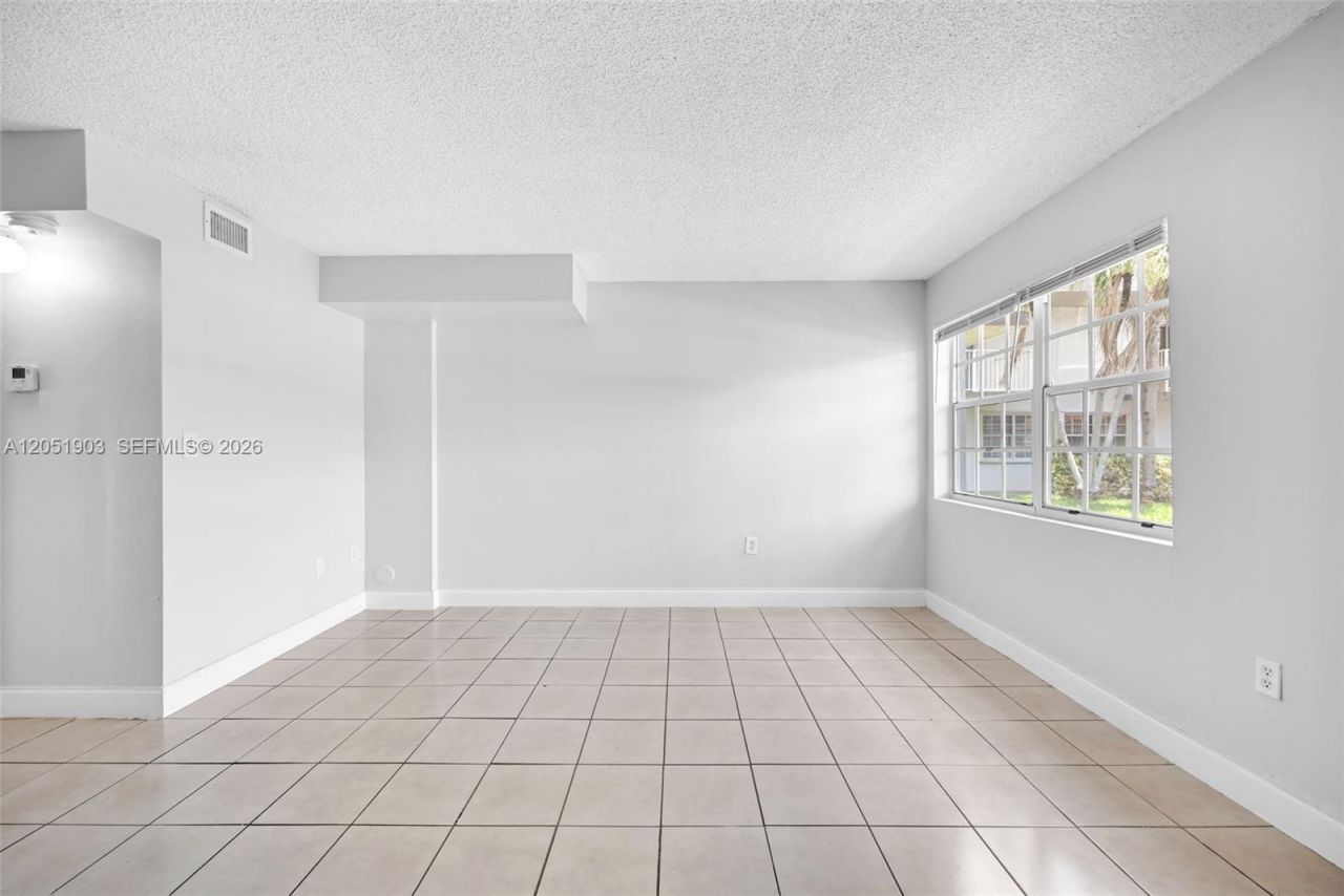 7510 SW 152nd Ave , Unit B107, Miami, FL 33193 Photo