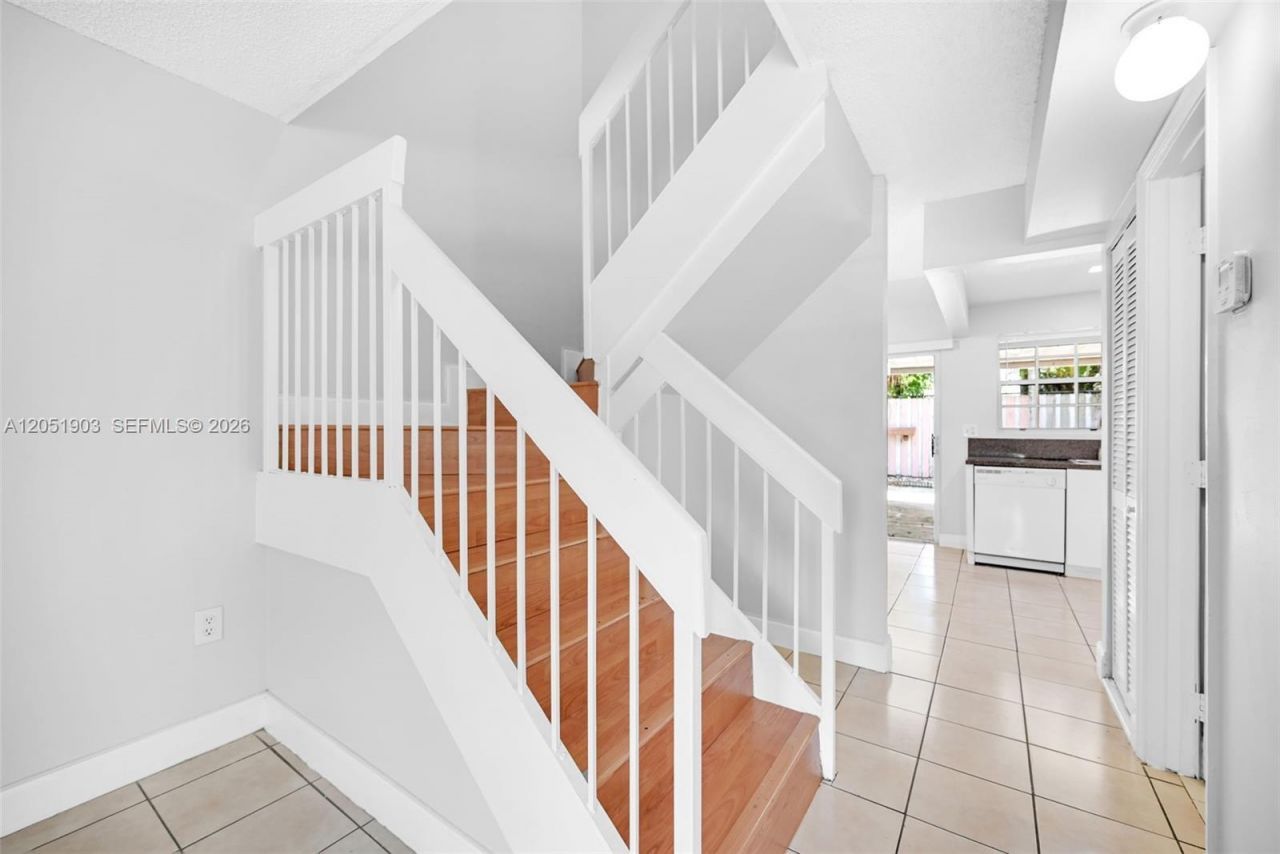 7510 SW 152nd Ave , Unit B107, Miami, FL 33193 Photo