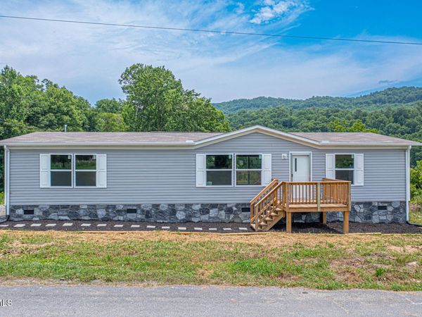 128 Elbow City Road, Rogersville, TN 37857