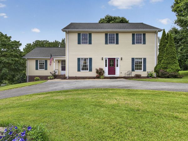 19368 Triple Crown Drive, Abingdon, VA 24211