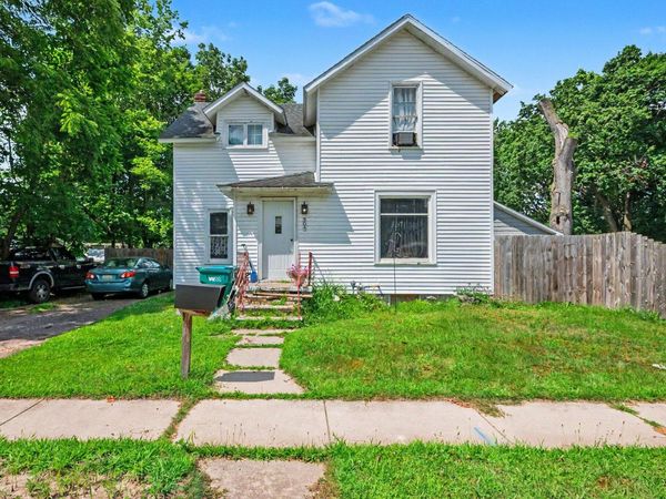 304 Fifth Avenue, Three Rivers, MI 49093