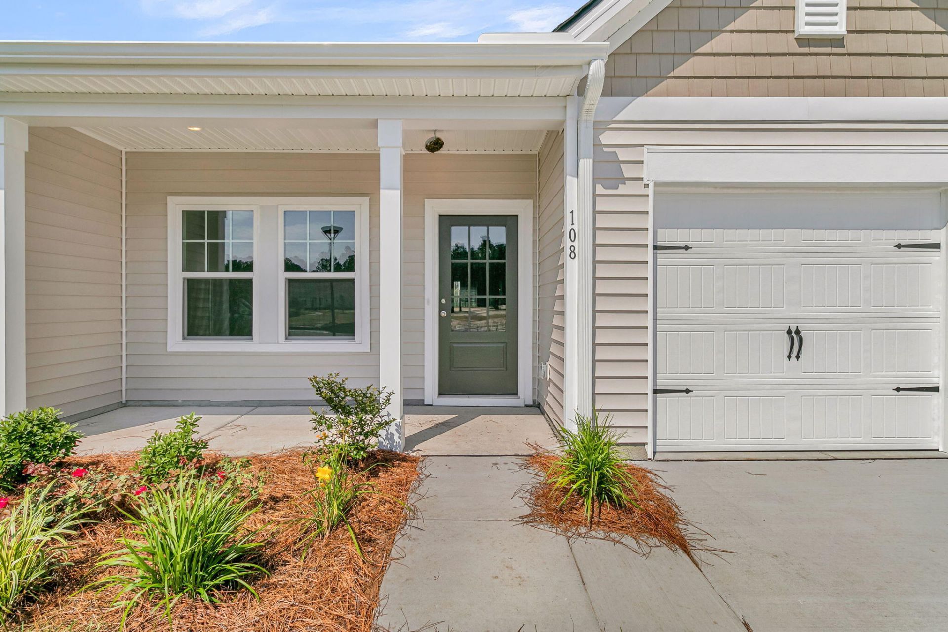 1047 Dusk Drive Photo 13