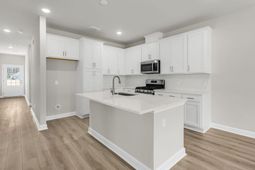 1047 Dusk Drive photo 4