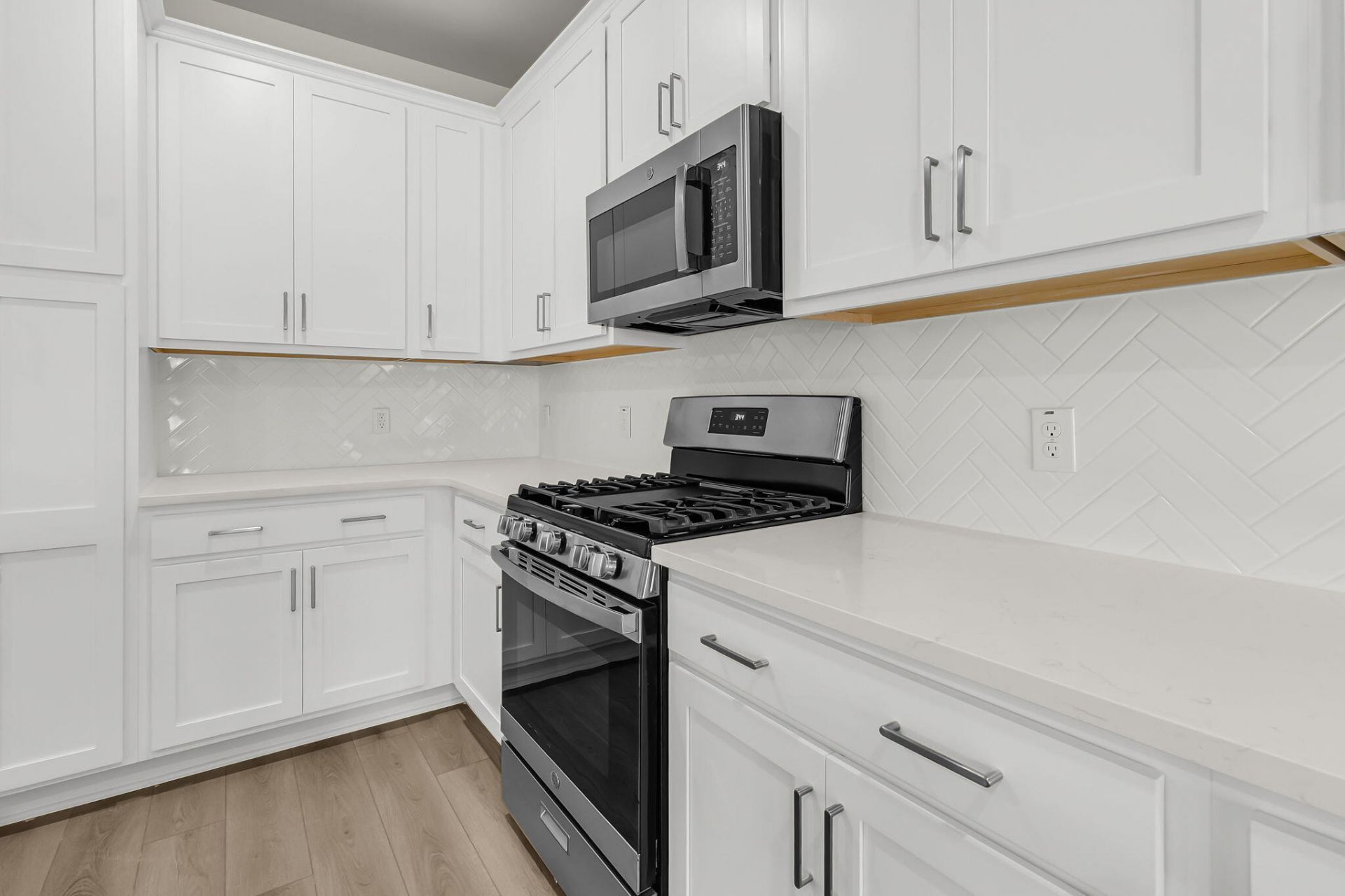 1047 Dusk Drive Photo 33