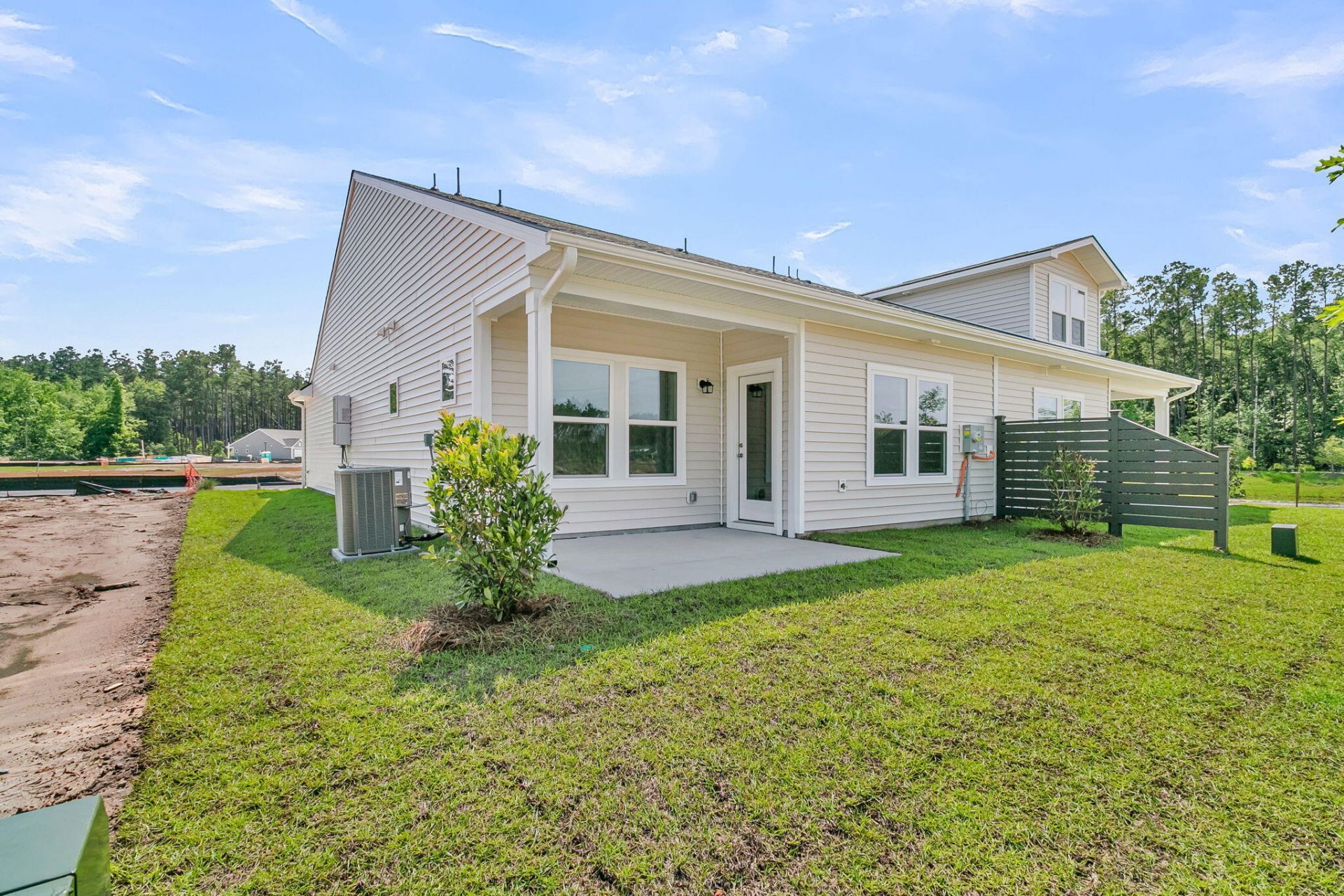 1047 Dusk Drive Photo 8