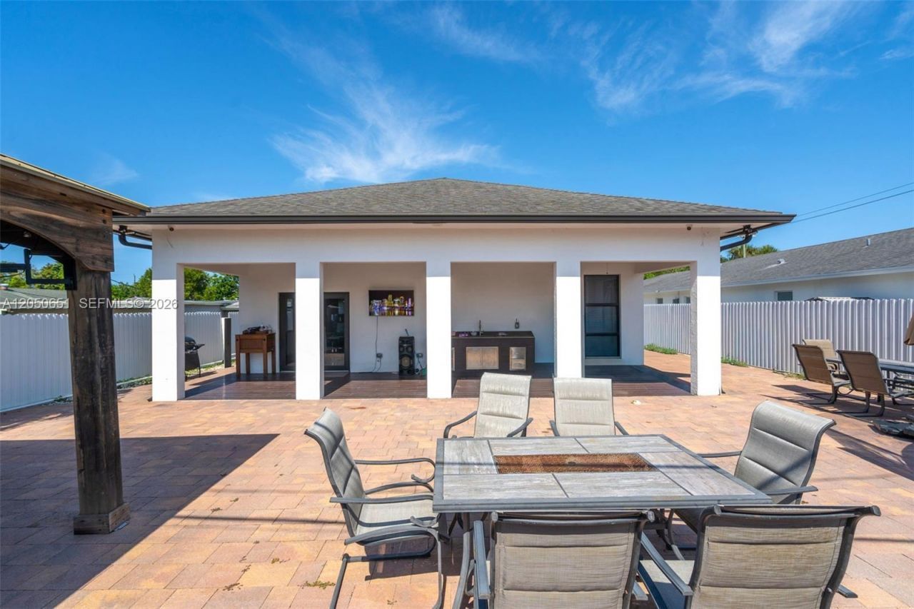 725 Mercury St , West Palm Beach, FL 33406 Photo