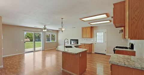 11220 N Golfview Rd, Lodi, CA 95240 Photo