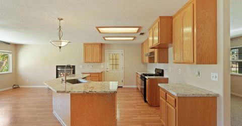 11220 N Golfview Rd, Lodi, CA 95240 Photo