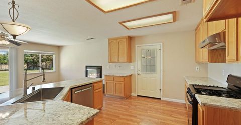 11220 N Golfview Rd, Lodi, CA 95240 Photo