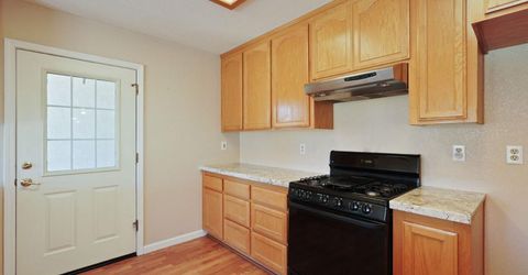 11220 N Golfview Rd, Lodi, CA 95240 Photo