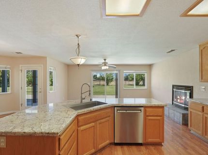 11220 N Golfview Rd, Lodi, CA 95240 Photo
