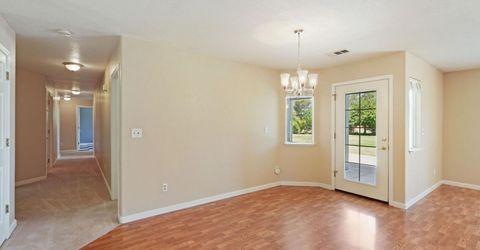 11220 N Golfview Rd, Lodi, CA 95240 Photo