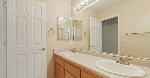 11220 N Golfview Rd, Lodi, CA 95240 Photo
