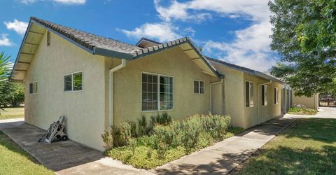 11220 N Golfview Rd, Lodi, CA 95240 Photo