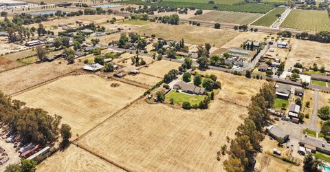 11220 N Golfview Rd, Lodi, CA 95240 Photo