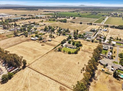 11220 N Golfview Rd, Lodi, CA 95240 Photo