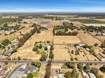 11220 N Golfview Rd, Lodi, CA 95240 Photo