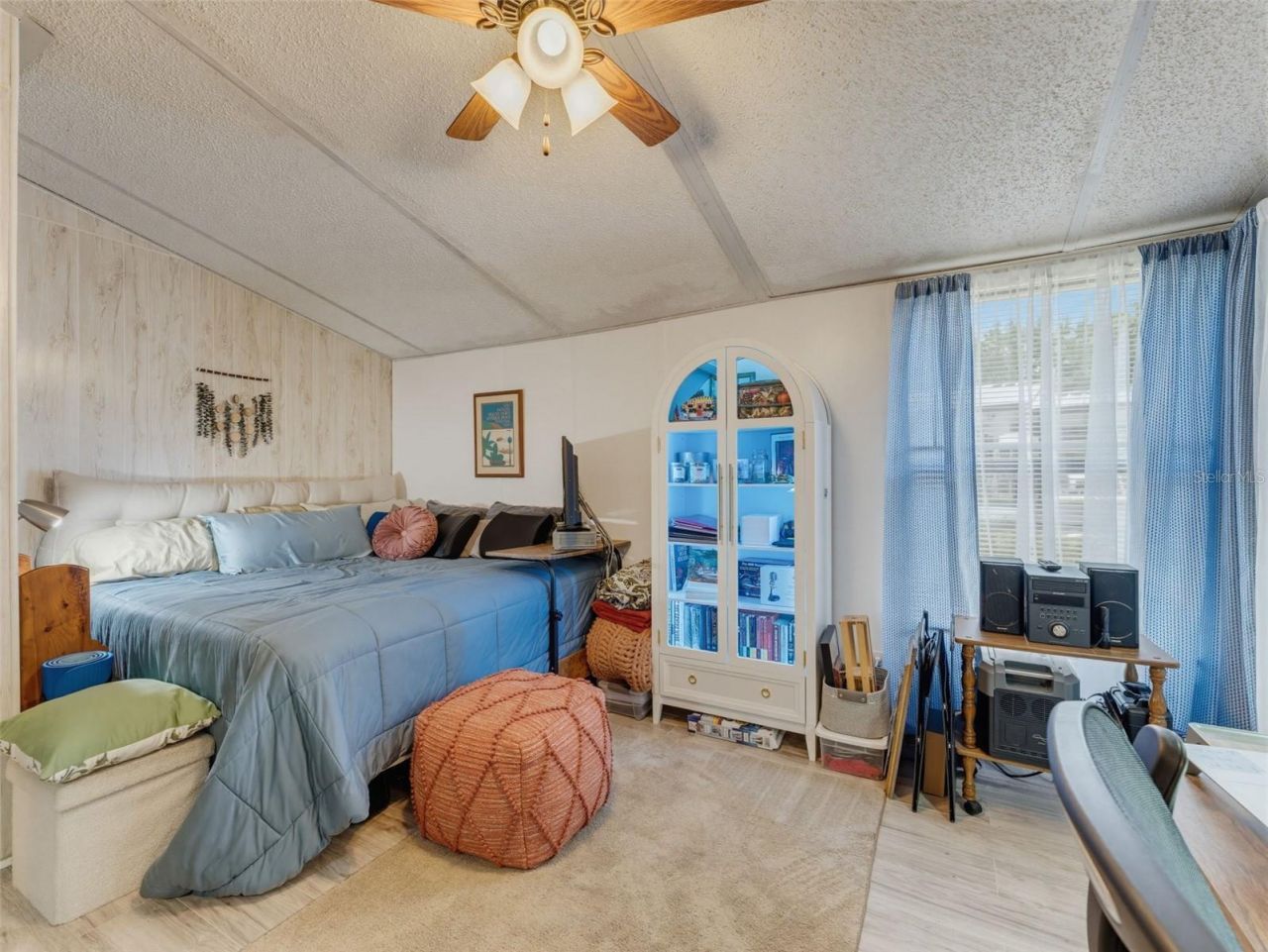 9528 Gray Fox Drive , Weeki Wachee, FL 34613 Photo