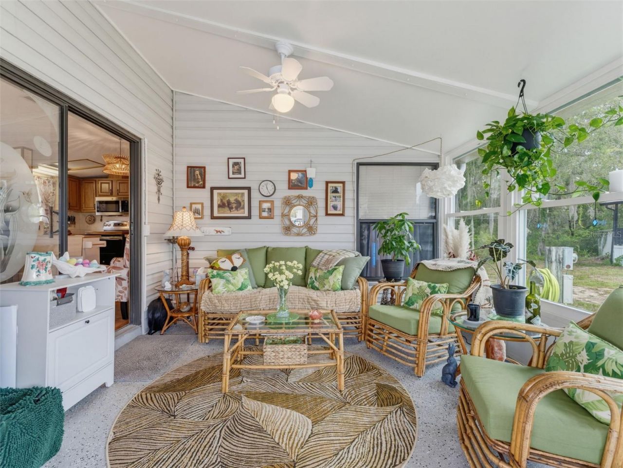 9528 Gray Fox Drive , Weeki Wachee, FL 34613 Photo