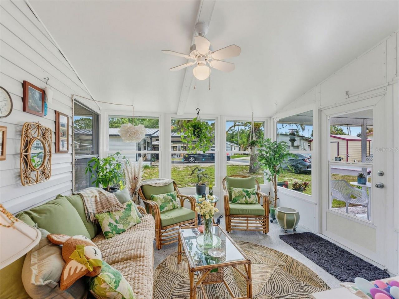 9528 Gray Fox Drive , Weeki Wachee, FL 34613 Photo