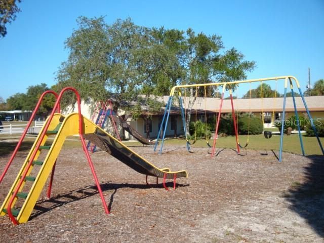 9528 Gray Fox Drive , Weeki Wachee, FL 34613 Photo