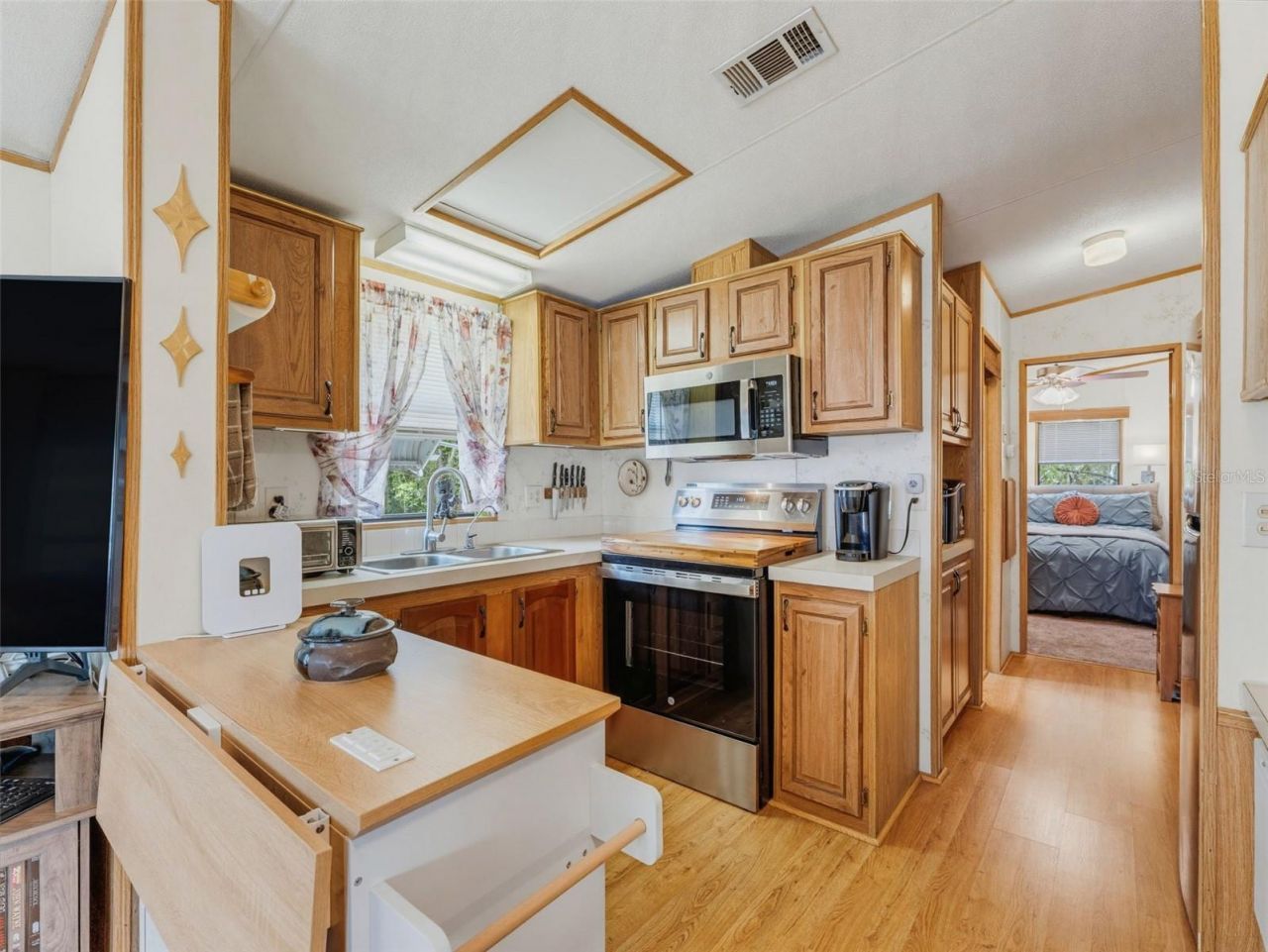 9528 Gray Fox Drive , Weeki Wachee, FL 34613 Photo