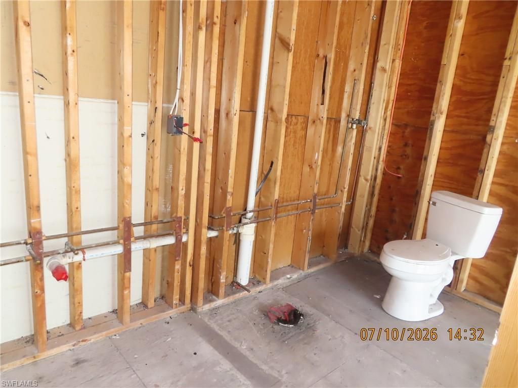 6012 Timberwood Cir , Unit 212, Fort Myers, FL 33908 Photo