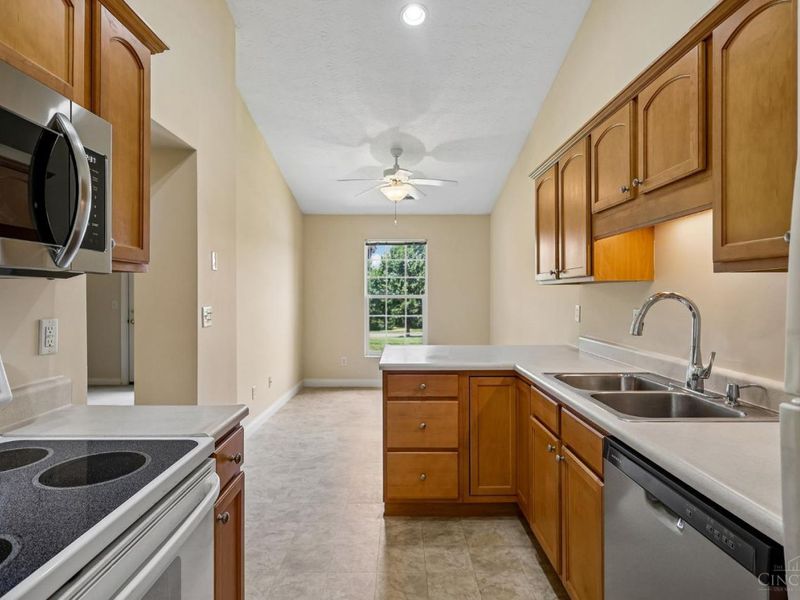 7991 pinnacle point, Unit 202, West Chester, OH 45069 Photo 19