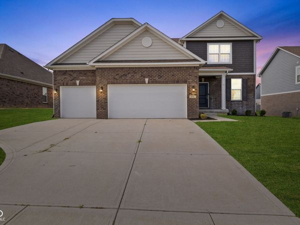 974 Mound Street, Bargersville, IN 46106