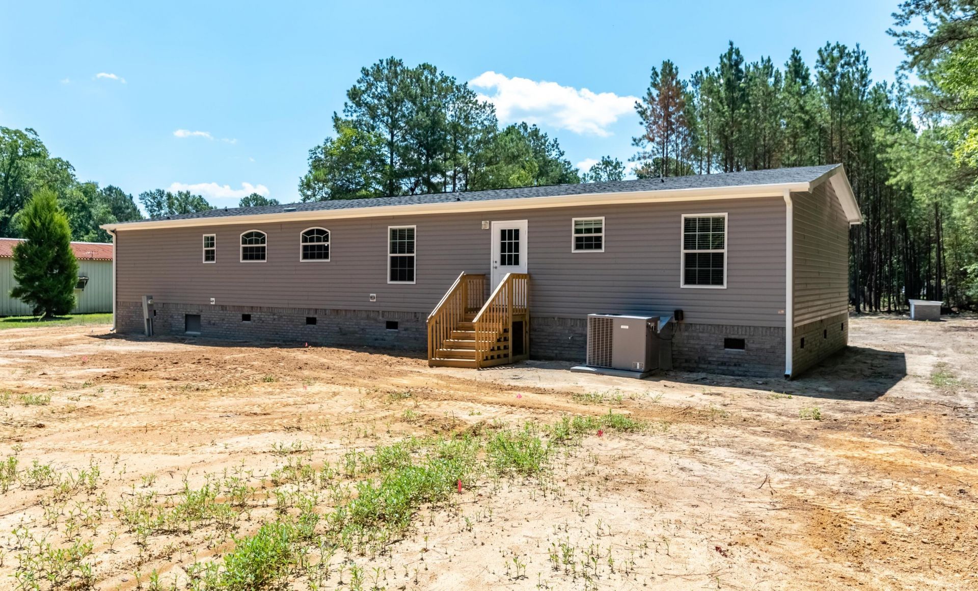 299 Friendship Circle Photo 40