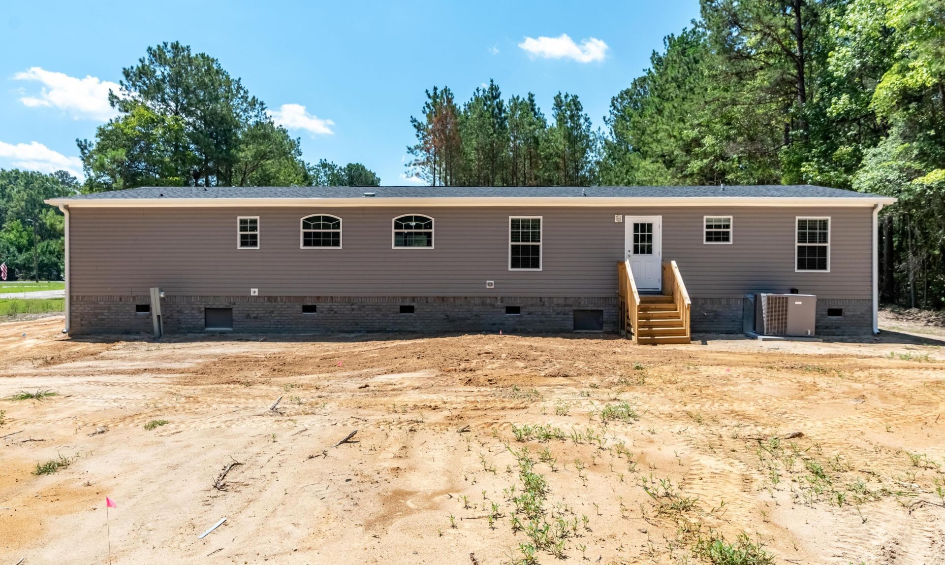 299 Friendship Circle Photo 41