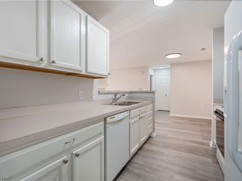 3395 Lenox Village Drive, Unit 149, Fairlawn, OH 44333 Photo 14