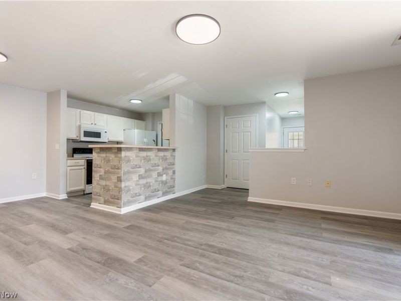 3395 Lenox Village Drive, Unit 149, Fairlawn, OH 44333 Photo 8