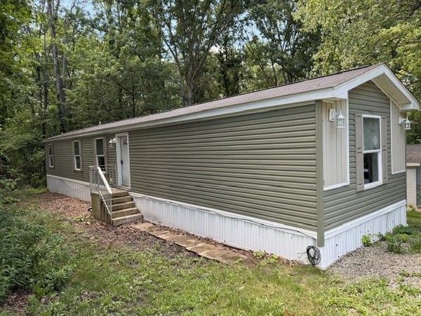 1 Via Milano, Smock, PA 15480