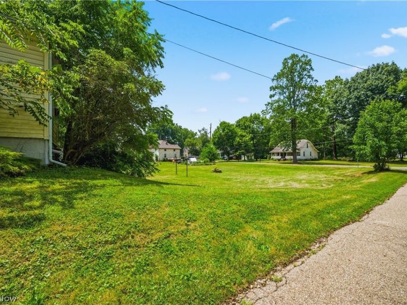 1476 Kracker Street NW, Massillon, OH 44646 Photo 22