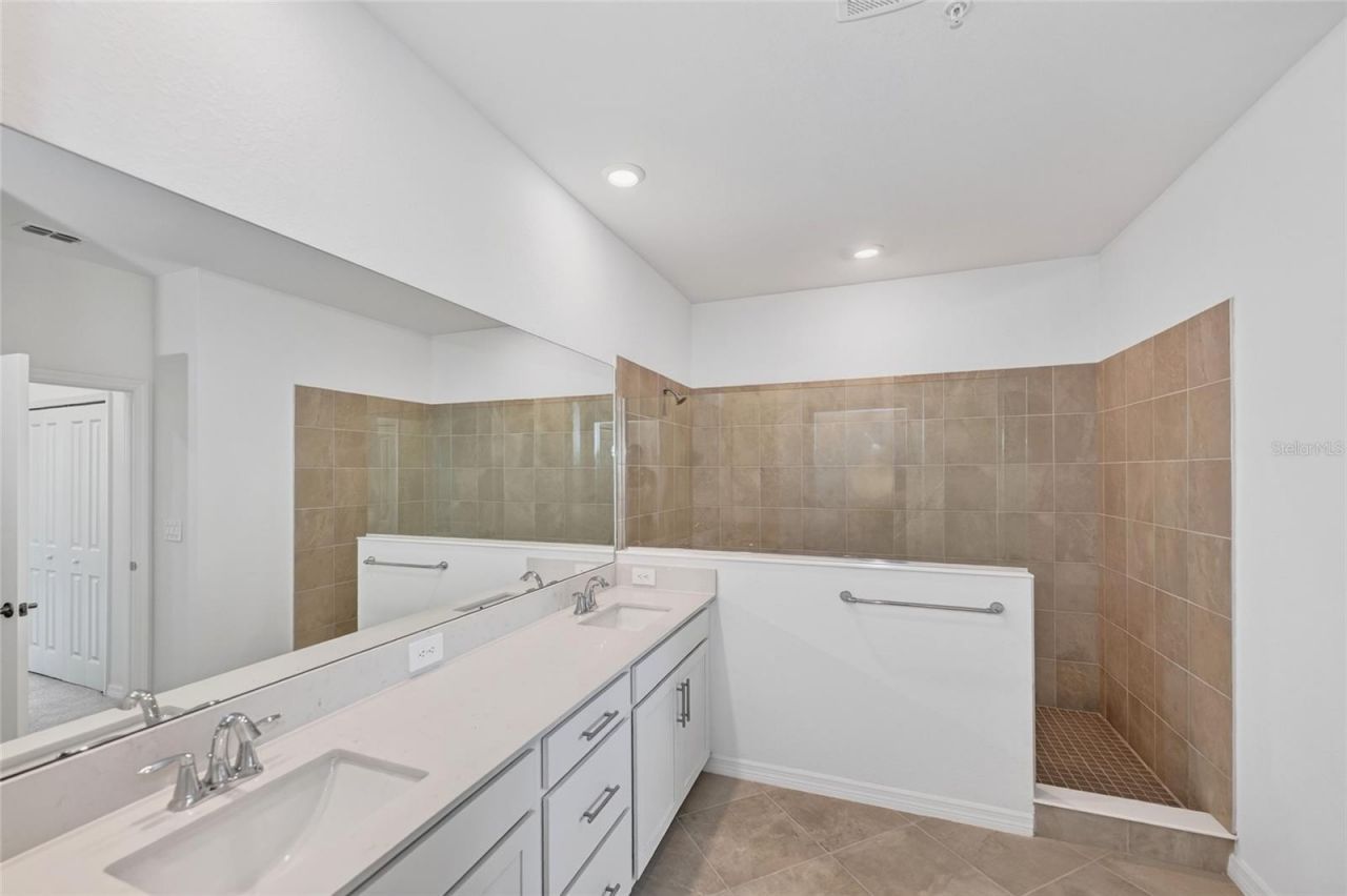 19226 Cherrystone Way, Unit 102, Bradenton, FL 34211 Photo