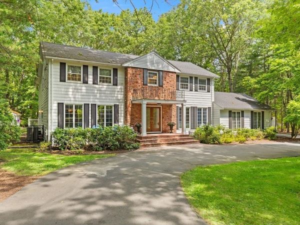 1 Partridge Hill, Sharon, MA 02067