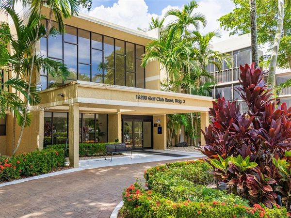 16200 Golf Club Rd , Unit 109, Weston, FL 33326