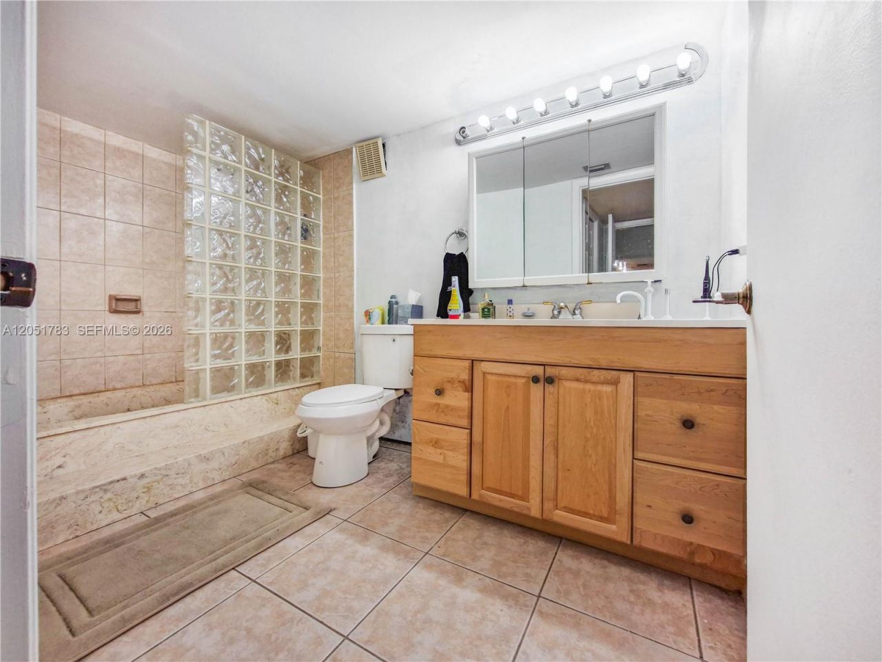 16200 Golf Club Rd , Unit 109, Weston, FL 33326 Photo