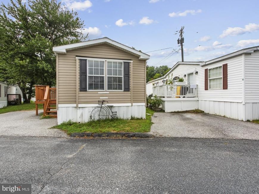 30 Chesapeake Mobile Ct, Hanover, MD 21076 Main Photo